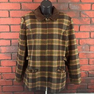 Marsh Landing Woman's‎ Petite Vintage Plaid Wool Coat – Classic, Cozy